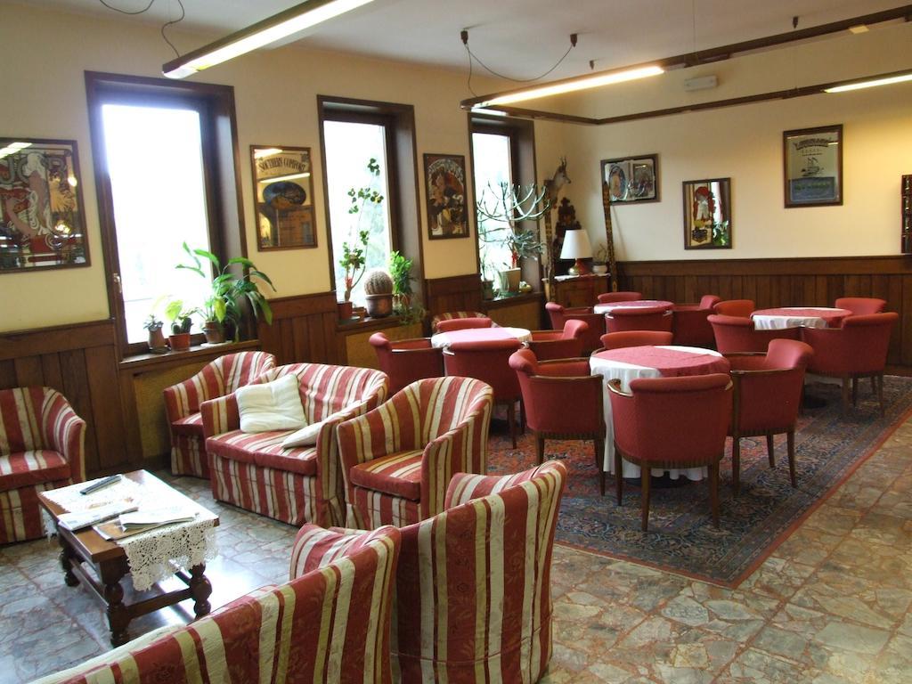 Hotel Cimone Riolunato Exterior photo